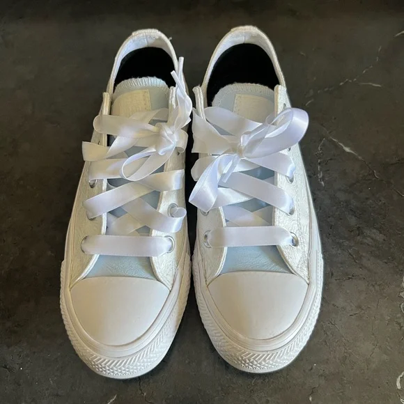 Wedding MRS Converse White Textured Sneakers with Ribbon Laces - Picture 2 of 8
